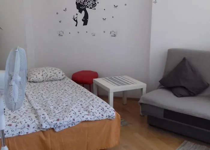 Art Hostel